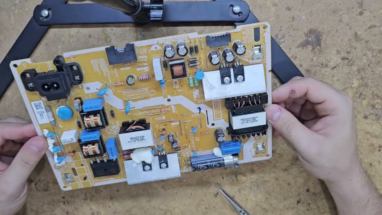 CONSERTANDO PLACA FONTE NA PRÁTICA - TV SAMSUNG UN43RU7100