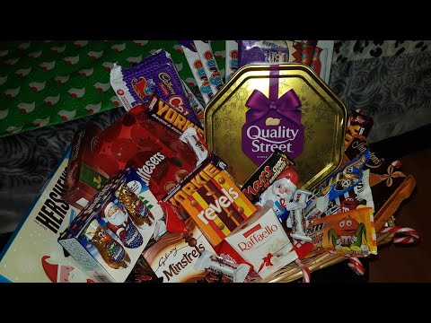 DIY CHRISTMAS CHOCOLATE HAMPER