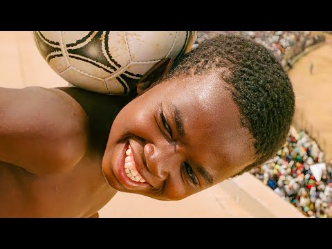 In a World Of WHITE Dominated Football Players, He Rose Against Odds to Be a Legend