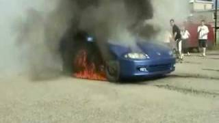 Esto es quemar llantas