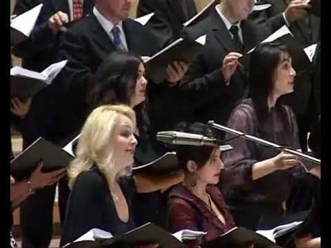 "Noi umblăm şi colindăm" de Mihail BÂRCĂ.wmv