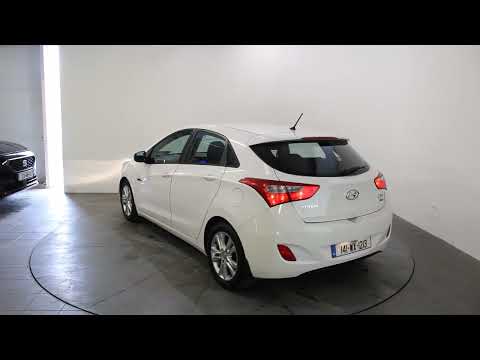 Hyundai i30 1.6 Diesel Deluxe - Image 2