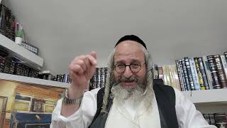 אור ימי חנוכה- בעברית – 8 – הכנה לימי החנוכה ה'תשפ"ו – על פי הספר אוצר היראה – תשובת השנה אות כג כד (הרב מוטה פראנק) - התמונה מוצגת ישירות מתוך אתר האינטרנט יוטיוב. זכויות היוצרים בתמונה שייכות ליוצרה. קישור קרדיט למקור התוכן נמצא בתוך דף הסרטון