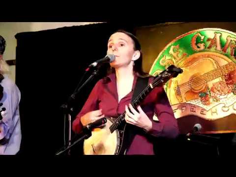 Heather Pierson Acoustic Trio - You Don't Know Him the Way I Do