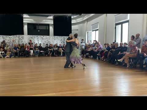 Milena Plebs & Rodrigo Fleitas. “Buscándote”, Fresedo