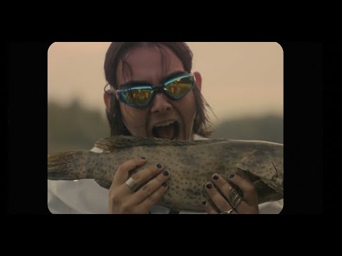 LUZI - Liebe schmeckt bitter (Official Music Video) prod. by terence.killt & Baschtek