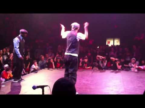 BAM 11 Locking Top 16 - Apachapoulilock vs Michael Chau