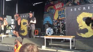 Secrets - Left Behind Live (Warped Tour 2016)