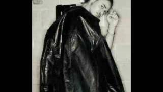 Bizzy Bone - Whole Wide World (Instrumental)