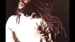 Dennis Brown - Here I Come / Love and Hate
