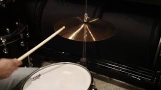 Video thumbnail for Paiste 15" 3000 Heavy Hi Hats by Mike Gerbitz