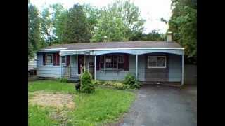 preview picture of video 'SOLD!!!   The Underground PRESENTS: 214 Ruth St. Minoa, NY HUD Home'