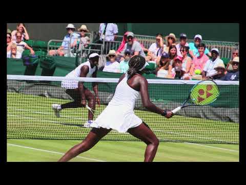 2022 Wimbledon girls doubles final – Victoria Mboko and Kayla Cross