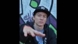 Emanero feat Under - DE ABAJO