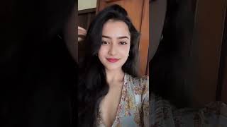 Anvi Chauhan - Tried minimal eye makeup today_ sparkle in the corners☺️_._._Earrings- _hm