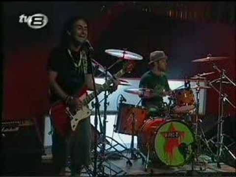 Direc-t Pembe Elbise(live at tv8-rocktuel)