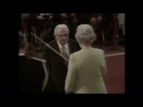 Czech Republic - 105-year-old Briton honoured for saving hundreds of children from Nazi death camps