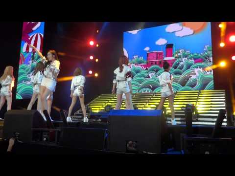 [FANCAM] 150808 KCON NY 2015 SNSD - TALK & PARTY @ Prudential Center