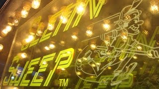 Mid 80's Old School "Clean Sweep" Crane Claw Game - What a throwback!