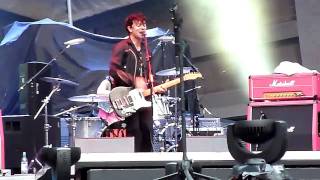 The Big Pink - Dominos - Wembley Stadium (10.09.2010) [HD]