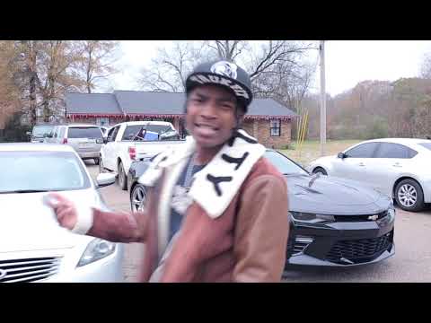 Young Nechi ft Malik Ca$h - No Cap