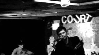 Garrett Klahn (Texas Is The Reason) - A Days Refrain (Acoustic)