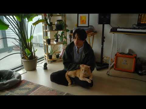 Peach Luffe - Comfort Me - Visualiser