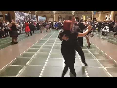 Valzer xxx alla Filuzzi suonato a Bologna