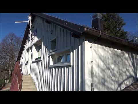 Koča Mladika na Pečni rebri (733 m), Postojna