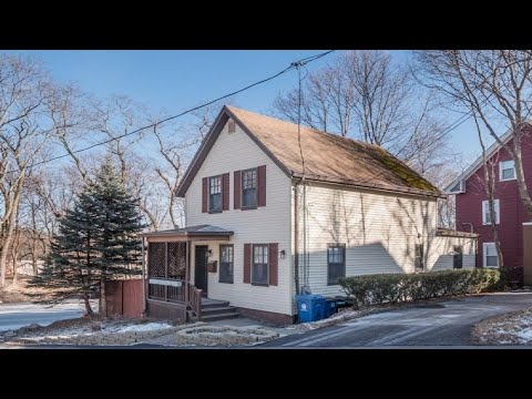 22 Highland St, Wakefield, MA Presented by Matthew Witte.