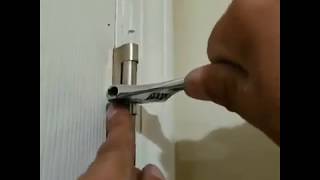 Fixing an old sagging/rubbing door hinges