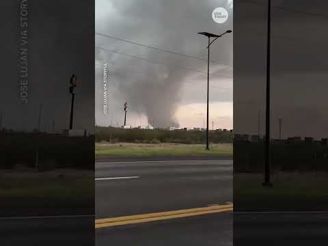 Massive tornado sends debris flying in Texas amid severe thunderstorm