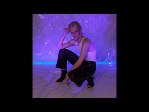 ULTRA SUNN - Silver Smile (OFFICIAL VIDEO)