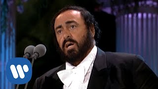 Kadr z teledysku Nessun dorma tekst piosenki Luciano Pavarotti
