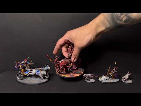 Stormstrike chariot and Knight-judicator with gryph-hounds. Stormcast Eternals.