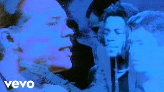 UB40 - The Earth Dies Screaming