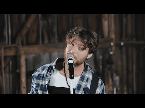 Střepy - STŘEPY - VID (OFFICIAL MUSIC VIDEO)