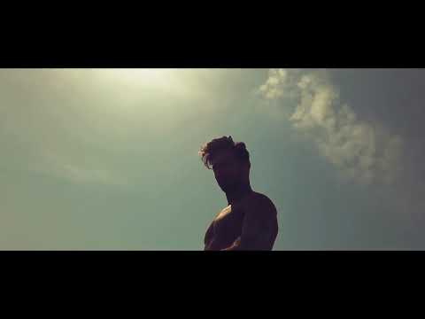 Camuflaj feat Anda Dimitriu - In jurul lumii