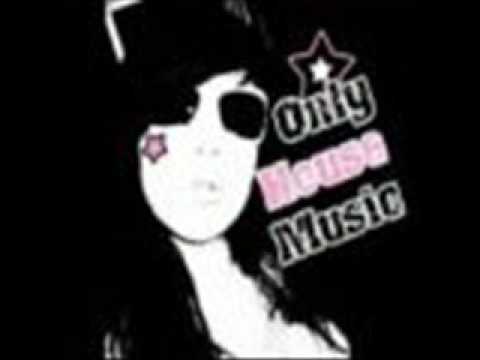 John Dahlbäck ft Lisa Molina - Pyramid (Wind you Up)