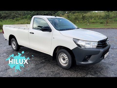 2023 TOYOTA Hilux single cab review - (Optional extras, Pricing and Cost of ownership)