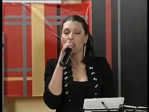 Jule I Mac vo zivo NASA TV Adele - Someone like you