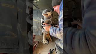 Front strut replacement 2017 Chrysler Pacifica
