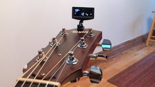 Video thumbnail for Korg PitchCrow-G Clip-On Tuner Review by Best Buy Canada Product Videos