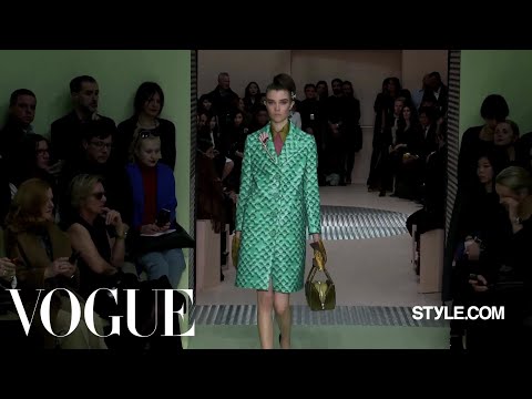 Prada Fall 2015 Ready-to-Wear - Fashion Show - Style.com