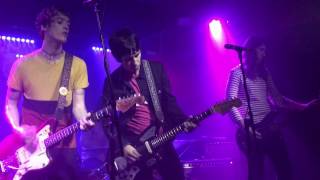 Man Made and Johnny Marr - "Bigmouth Strikes Again" live at Night & Day Cafe, Manchester 30/12/2016