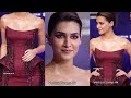 Kriti Sanon Hot CloseUp Look In Maroon Dress 23rd Zee Cine Award 2025 Vertical Review 4K60FPS
