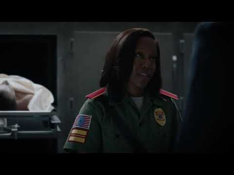 WATCHMEN / Angela Picks a New Human Body for Dr  Manhattan / Jon