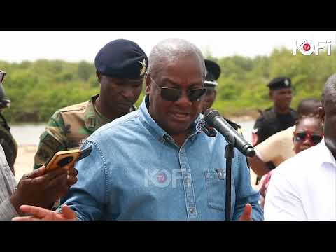 Près. Mahama Inspects Affected Tidal Waves Areas In Volta