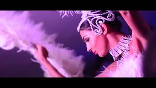 AUNNEK x CLUB MONTAIGNE   MAISON BLANCHE PARIS