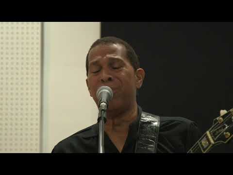 (DE)TOUR - Melvin Taylor - Performance - Live from Chess Records in Chicago